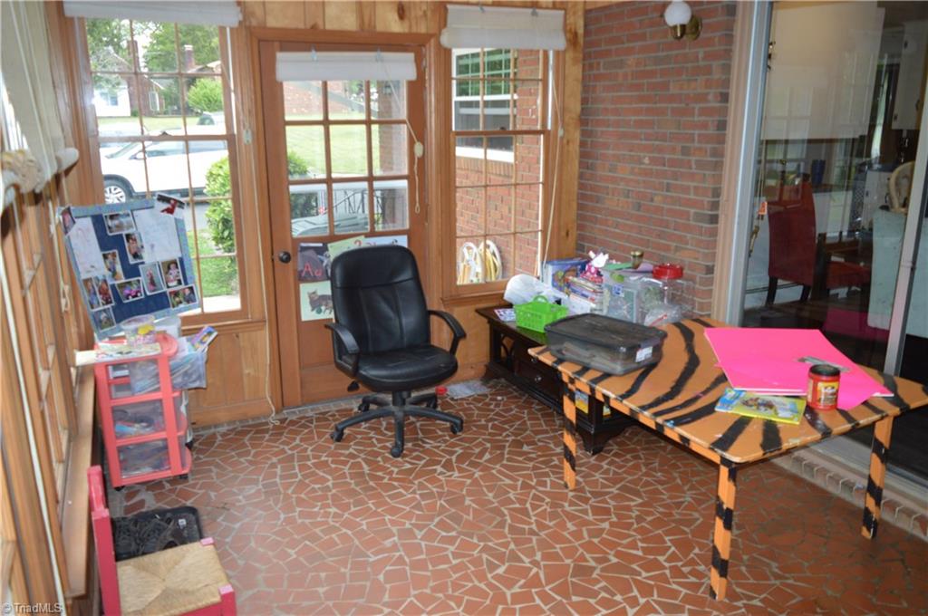 402 Springwood Road Asheboro, NC 27205 - Photo 15 of 21 Gallery Image 15