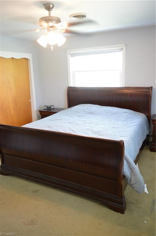 402 Springwood Road Asheboro, NC 27205 - Photo 10 of 21 Master bedroom