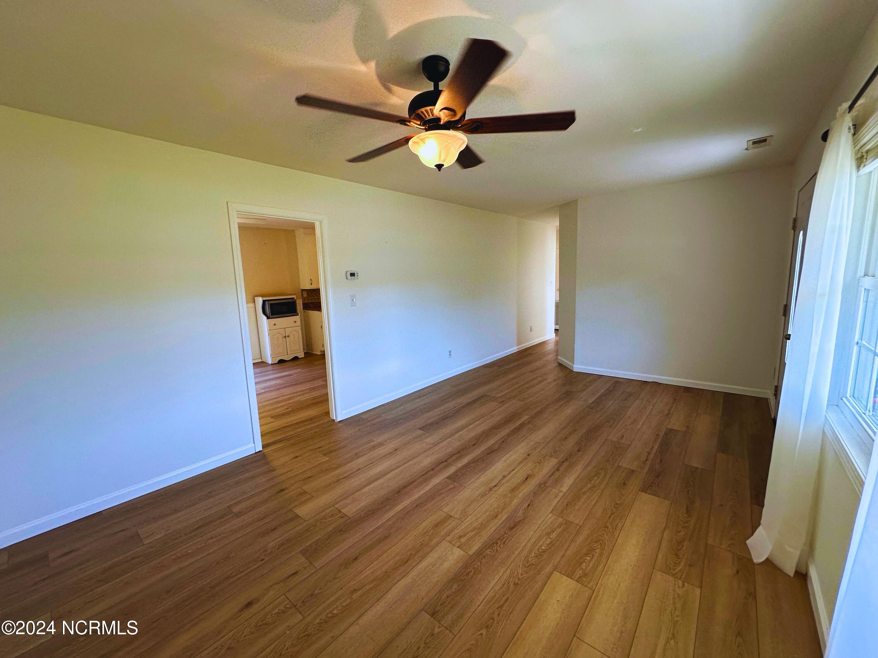 452 Nine Foot Road Newport, NC 28570 - Photo 9 of 32 family room