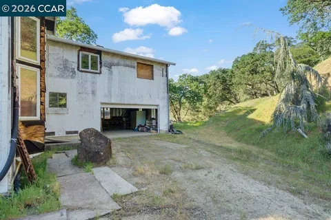 $650,000 | 98 Oak Springs Drive, Napa, CA 94558