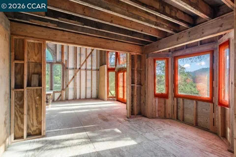 $650,000 | 98 Oak Springs Drive, Napa, CA 94558