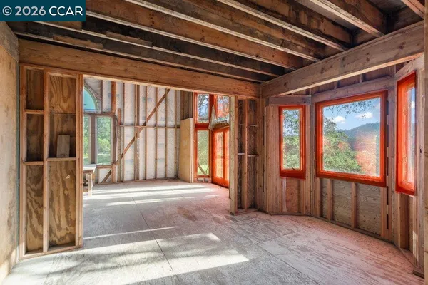 $650,000 | 98 Oak Springs Drive, Napa, CA 94558