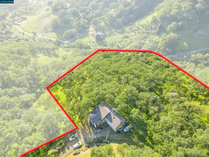 $650,000 | 98 Oak Springs Drive, Napa, CA 94558