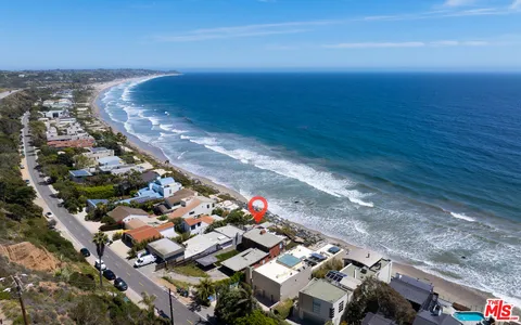 $10,750,000 | 31340 Broad Beach Road, Malibu, CA 90265