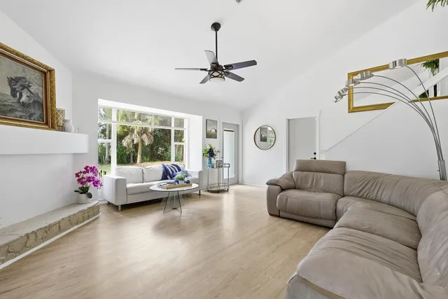 $529,999 | 17251 38th Road North, Loxahatchee, FL 33470