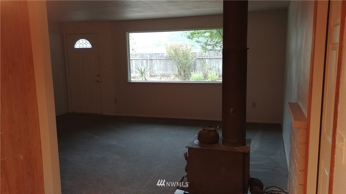 140 3rd Street Port Hadlock, WA 98339 - Photo 8 of 18 Gallery Image 8