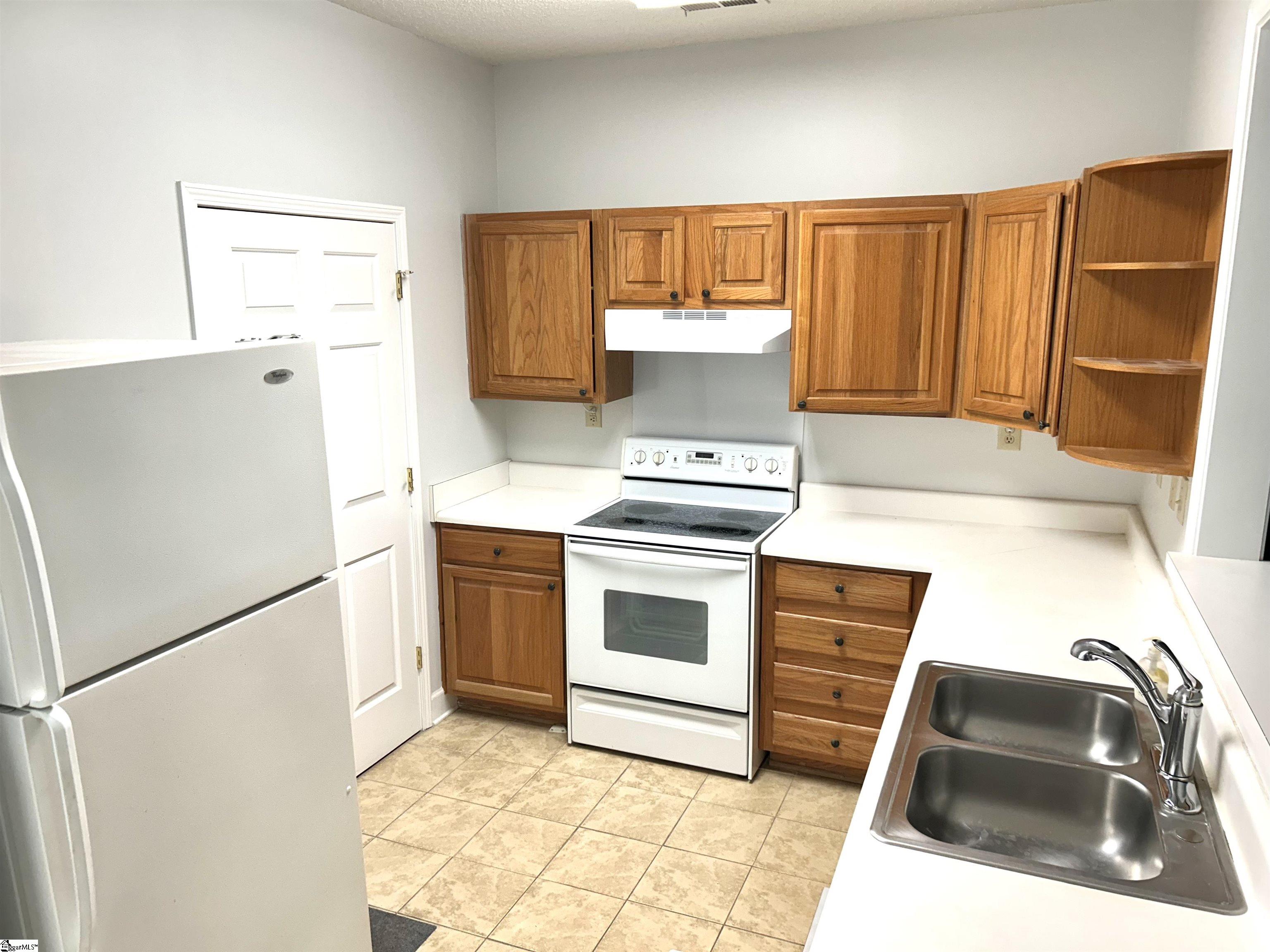 121 Wexford Drive, Unit 106 Anderson, SC 29621 - Photo 23 of 34