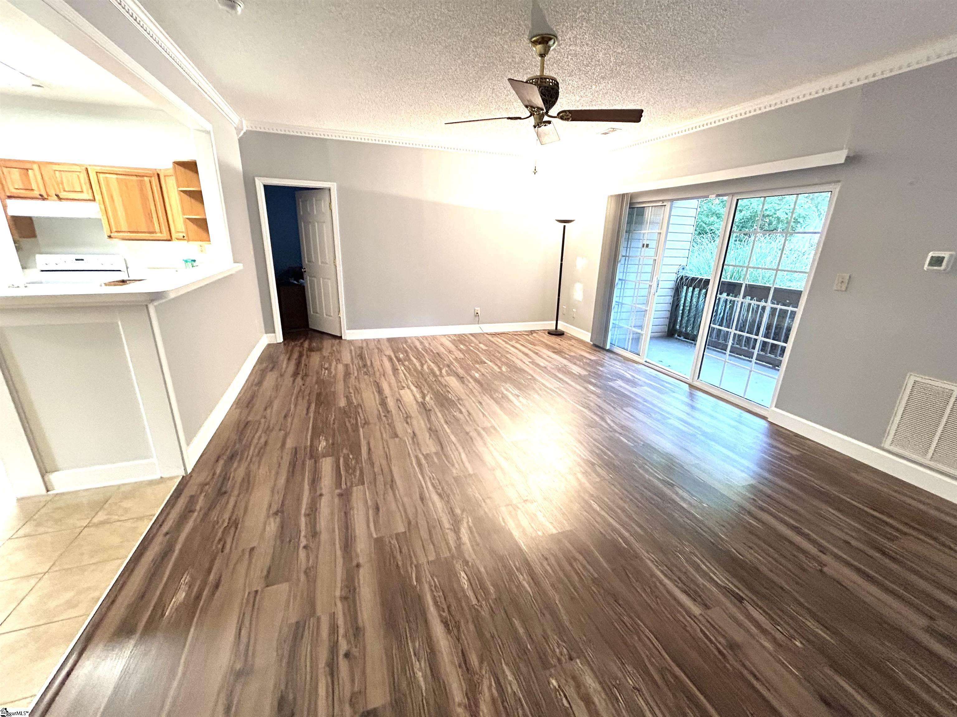 121 Wexford Drive, Unit 106 Anderson, SC 29621 - Photo 5 of 34