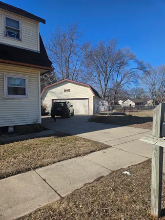$155,000 | 7650 Rogers Street, Machesney Park, IL 61115