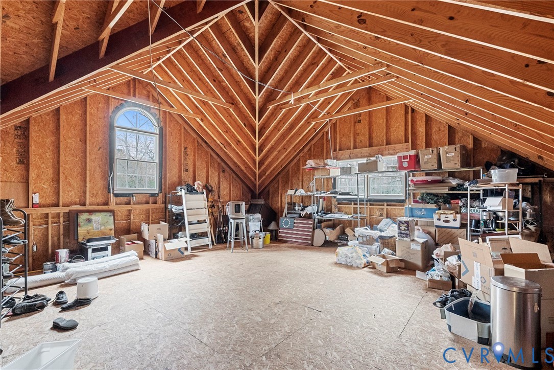 13300 Old Telegraph Road Providence Forge, VA 23140 - Photo 20 of 46 a view of a building with sitting area