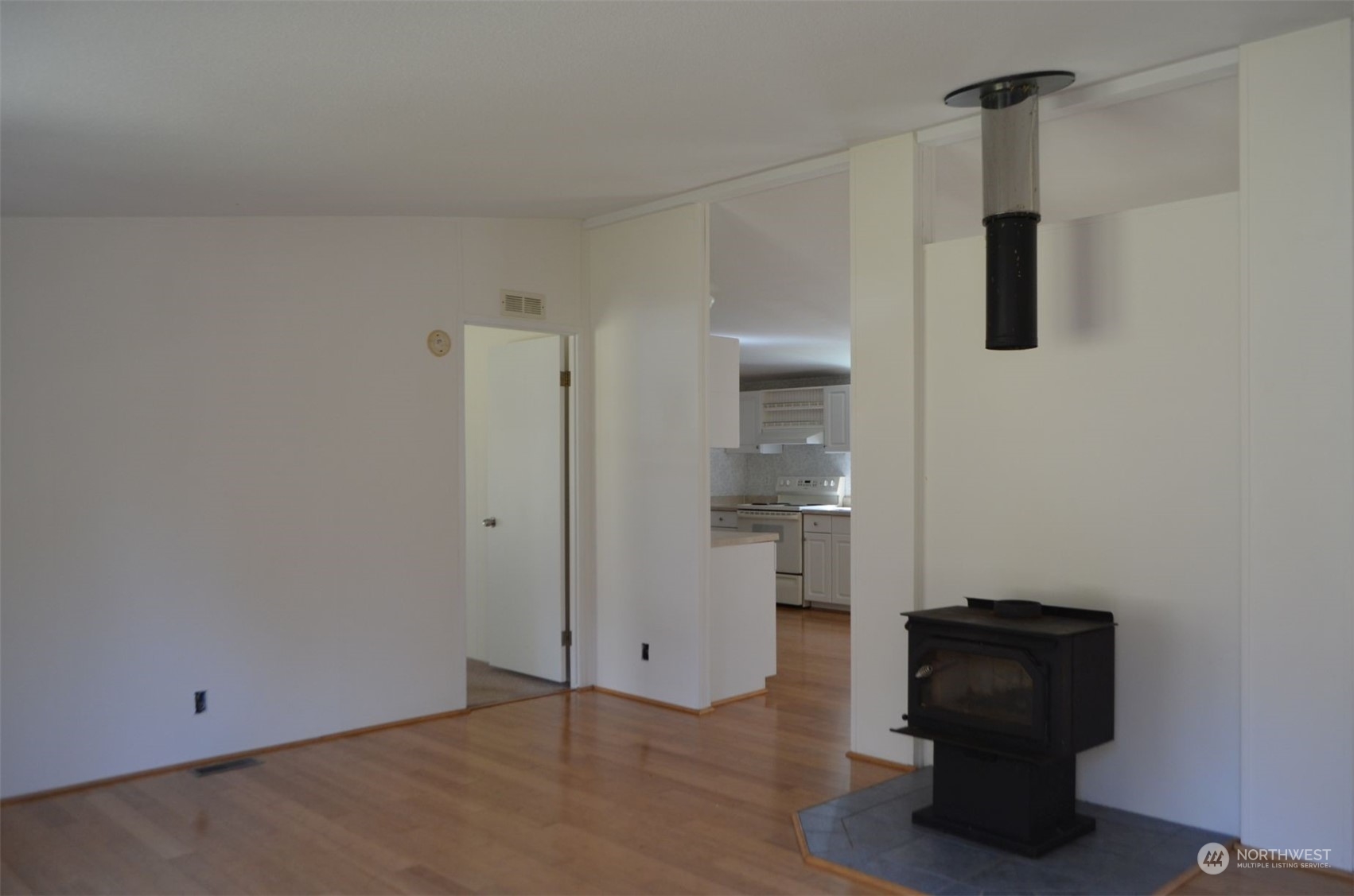 4168 Degraff Road Oak Harbor, WA 98277 - Photo 3 of 20 Gallery Image 3