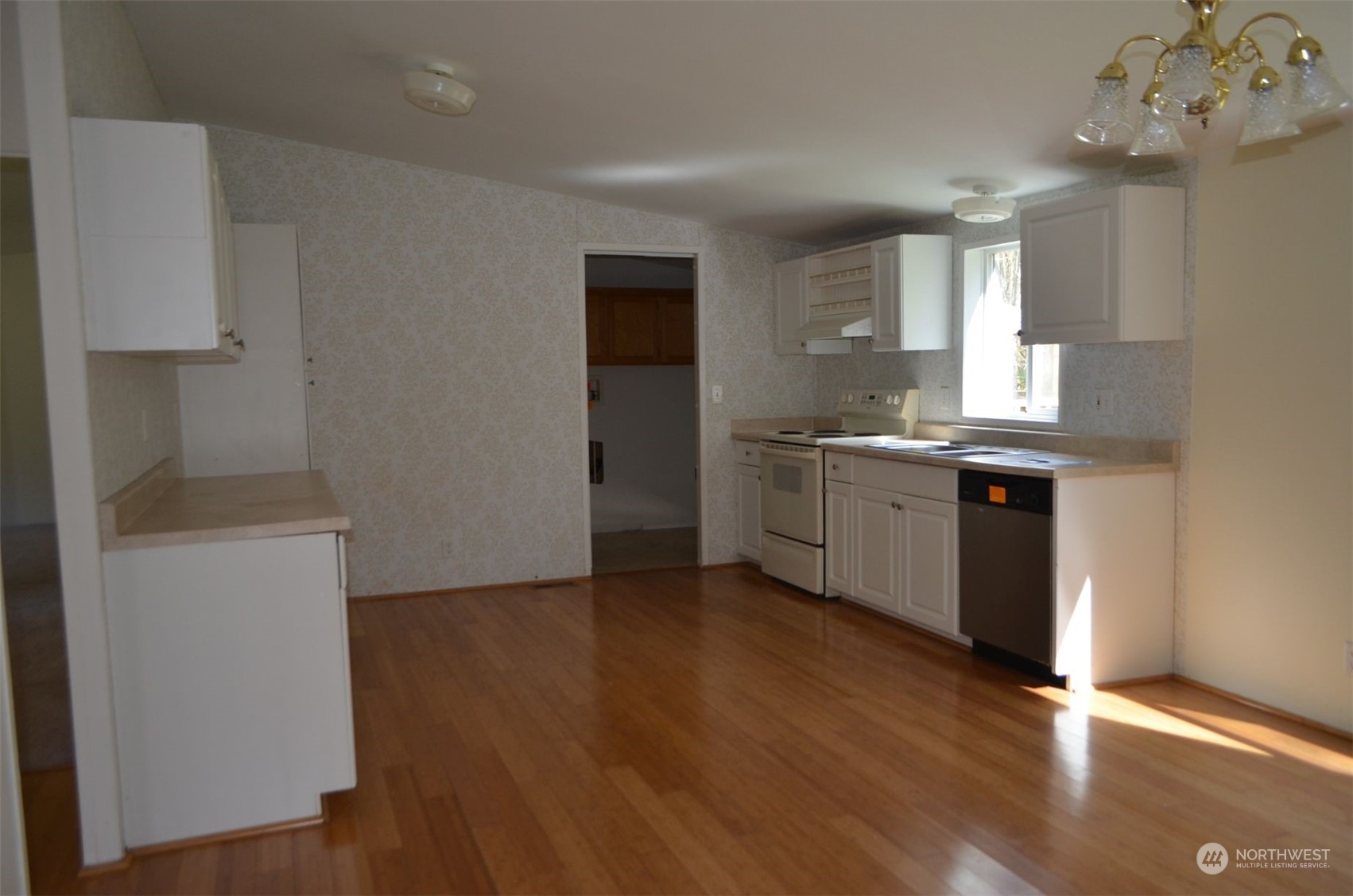 4168 Degraff Road Oak Harbor, WA 98277 - Photo 5 of 20 Gallery Image 5