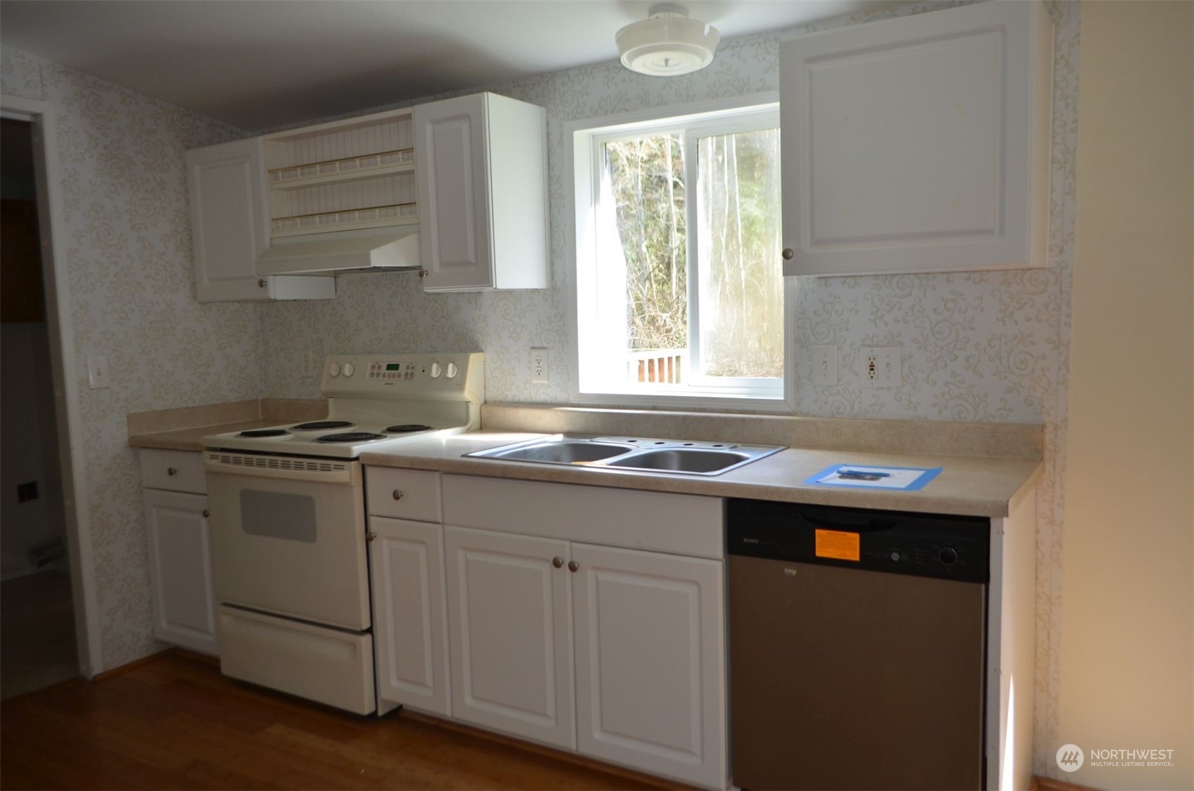 4168 Degraff Road Oak Harbor, WA 98277 - Photo 6 of 20 Gallery Image 6