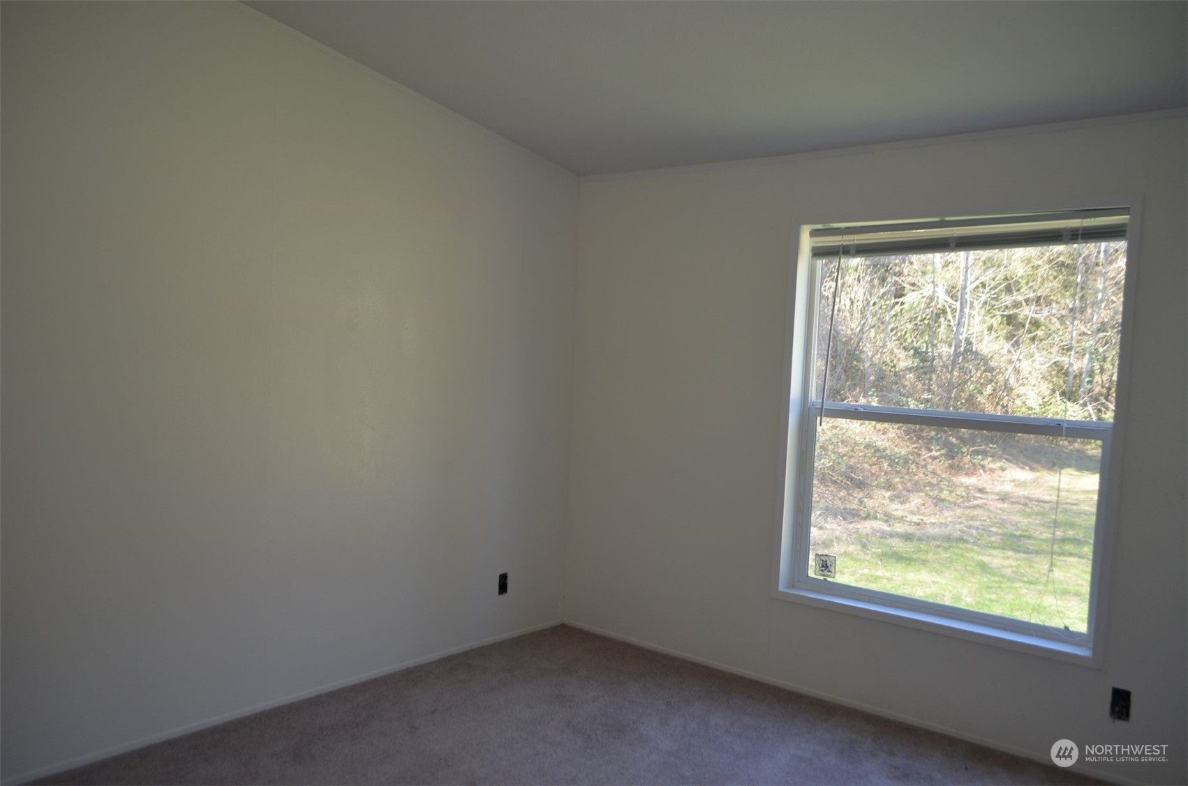4168 Degraff Road Oak Harbor, WA 98277 - Photo 8 of 20 Gallery Image 8