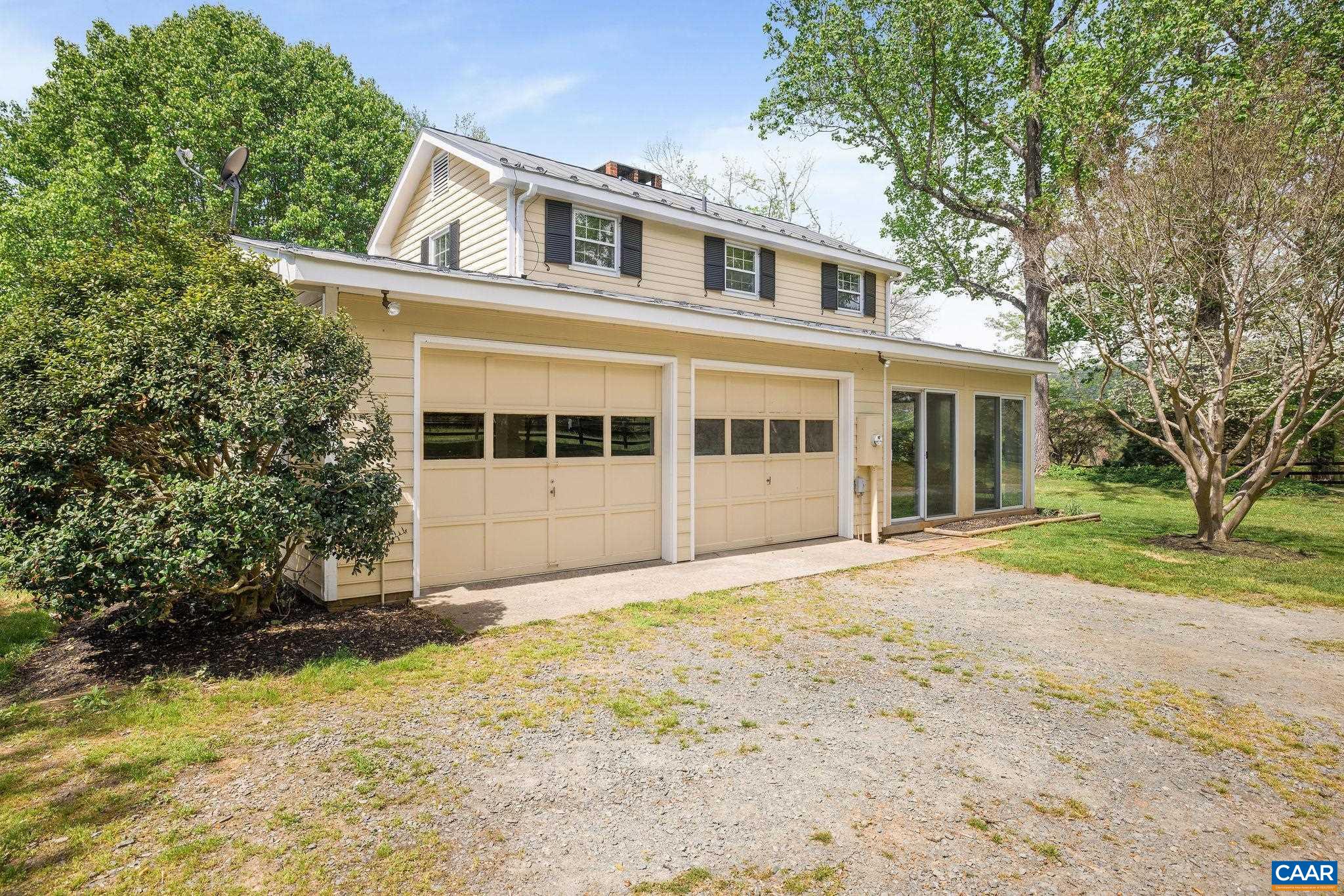 2176 Lindsay Road Gordonsville, VA 22942 - Photo 45 of 70 front view of a house with a yard