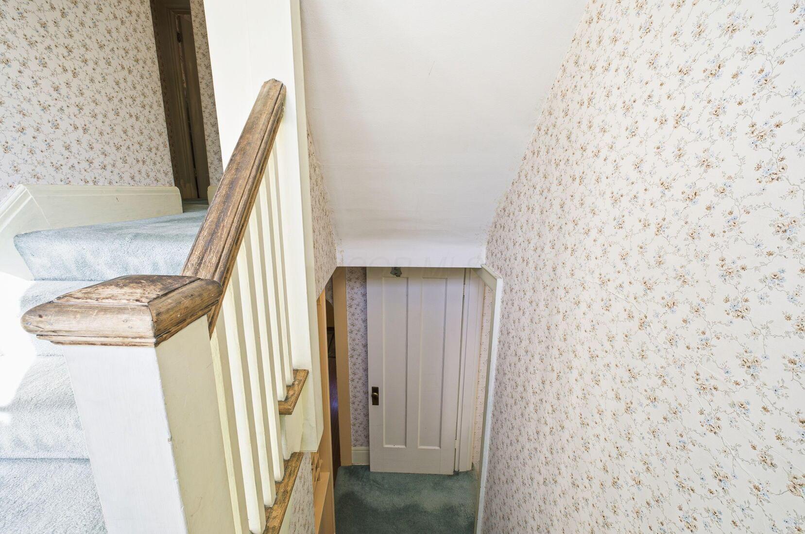2425 Bryden Road Columbus, OH 43209 - Photo 38 of 78 Stairs