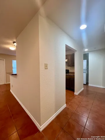 $985 | 1721 Quintana Road, Unit 101, San Antonio, TX 78211
