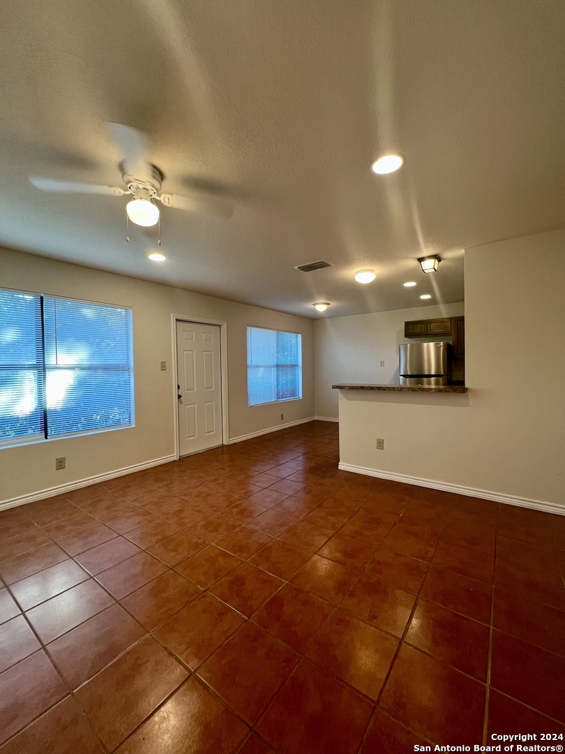 1721 Quintana Road, Unit 101 San Antonio, TX 78211 - Photo 13 of 38