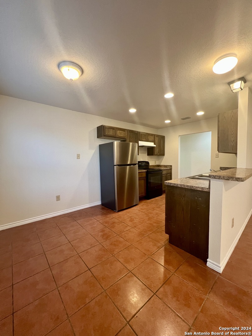 1721 Quintana Road, Unit 101 San Antonio, TX 78211 - Photo 16 of 38