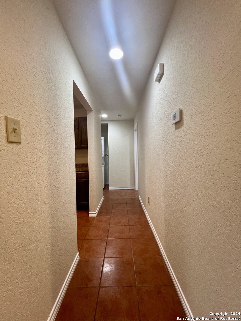 1721 Quintana Road, Unit 101 San Antonio, TX 78211 - Photo 25 of 38