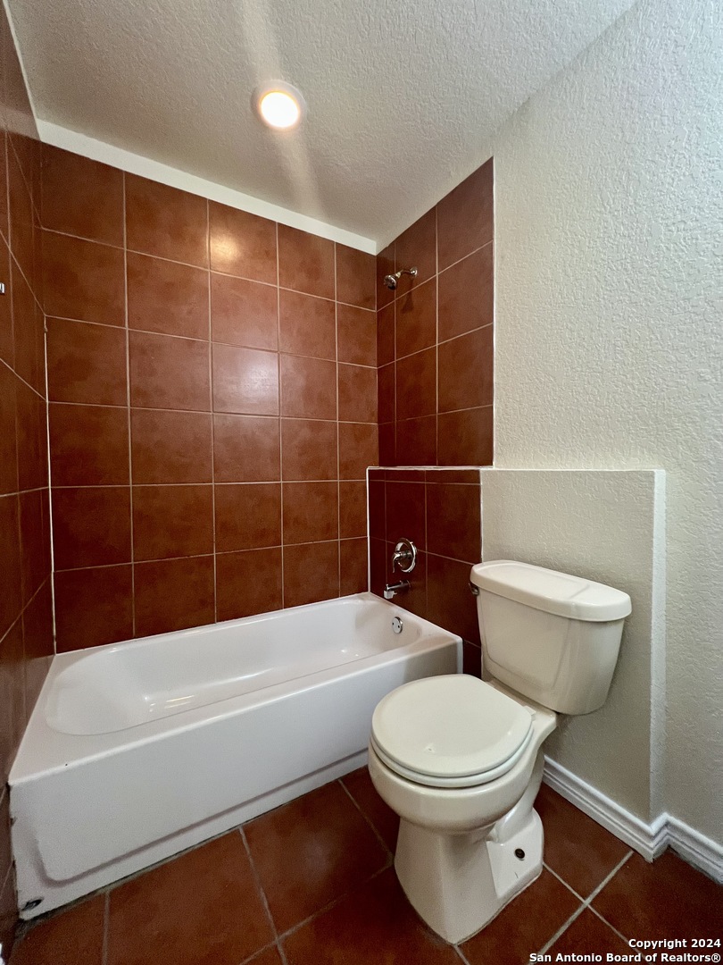 1721 Quintana Road, Unit 101 San Antonio, TX 78211 - Photo 36 of 38