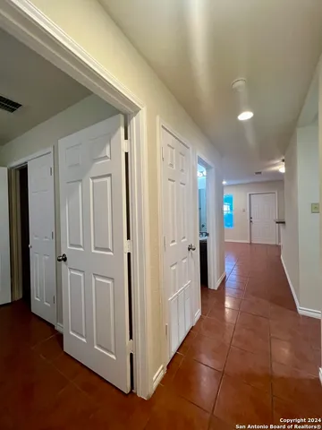 $985 | 1721 Quintana Road, Unit 101, San Antonio, TX 78211