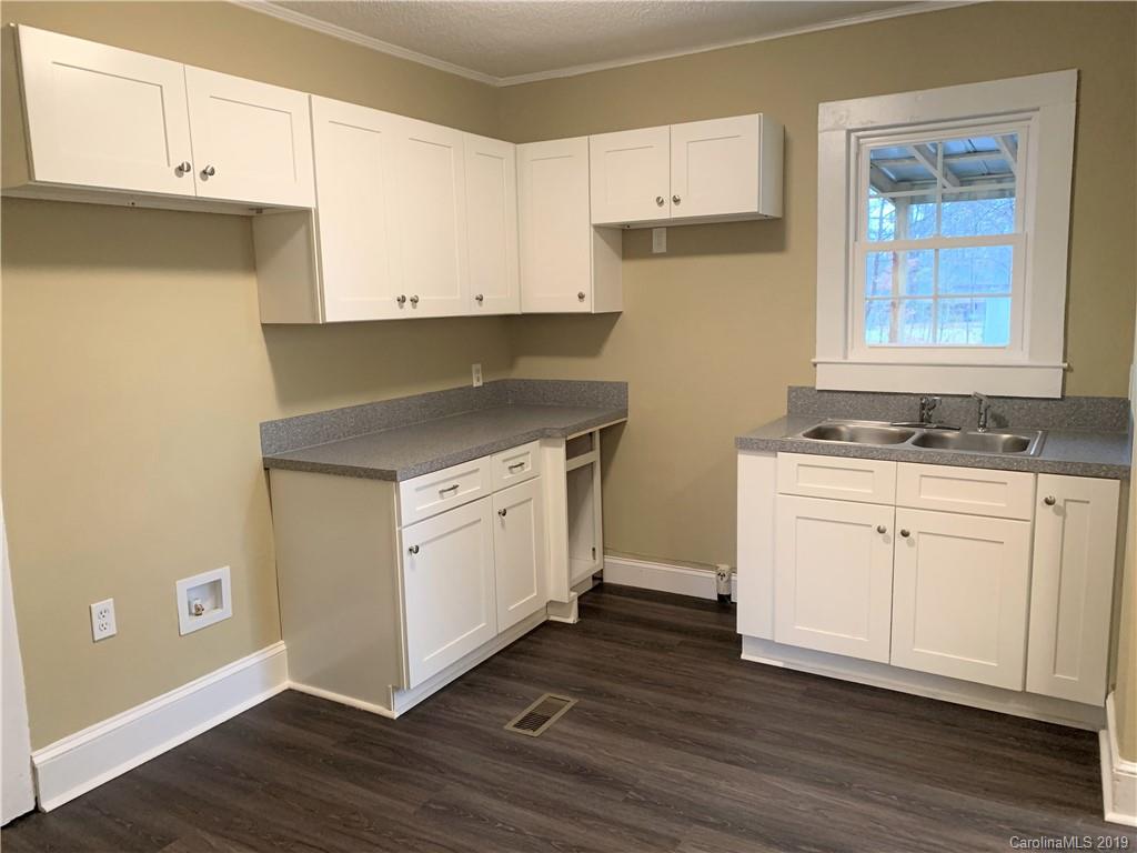 1430 Riley Street Albemarle, NC 28001 - Photo 9 of 24 Gallery Image 9