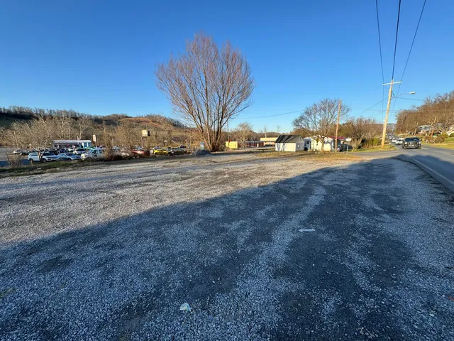 $60,000 | 1903 West G Street, Elizabethton, TN 37643