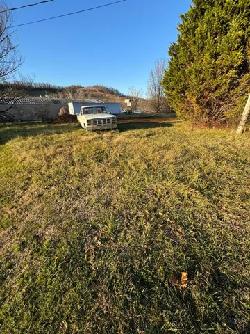 $60,000 | 1903 West G Street, Elizabethton, TN 37643