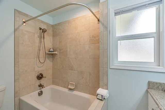 $880,000 | 2080 Mt Olive Way, Santa Rosa, CA 95404