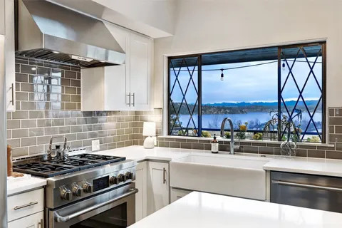 $2,350,000 | 7710 57th Avenue Northeast, Seattle, WA 98115
