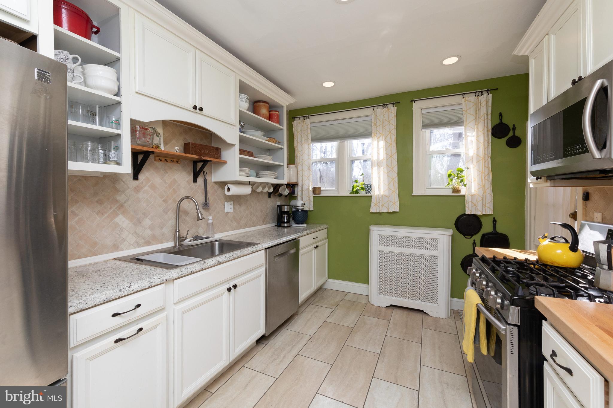 122 Roumfort Road Philadelphia, PA 19119 - Photo 11 of 35 Kitchen