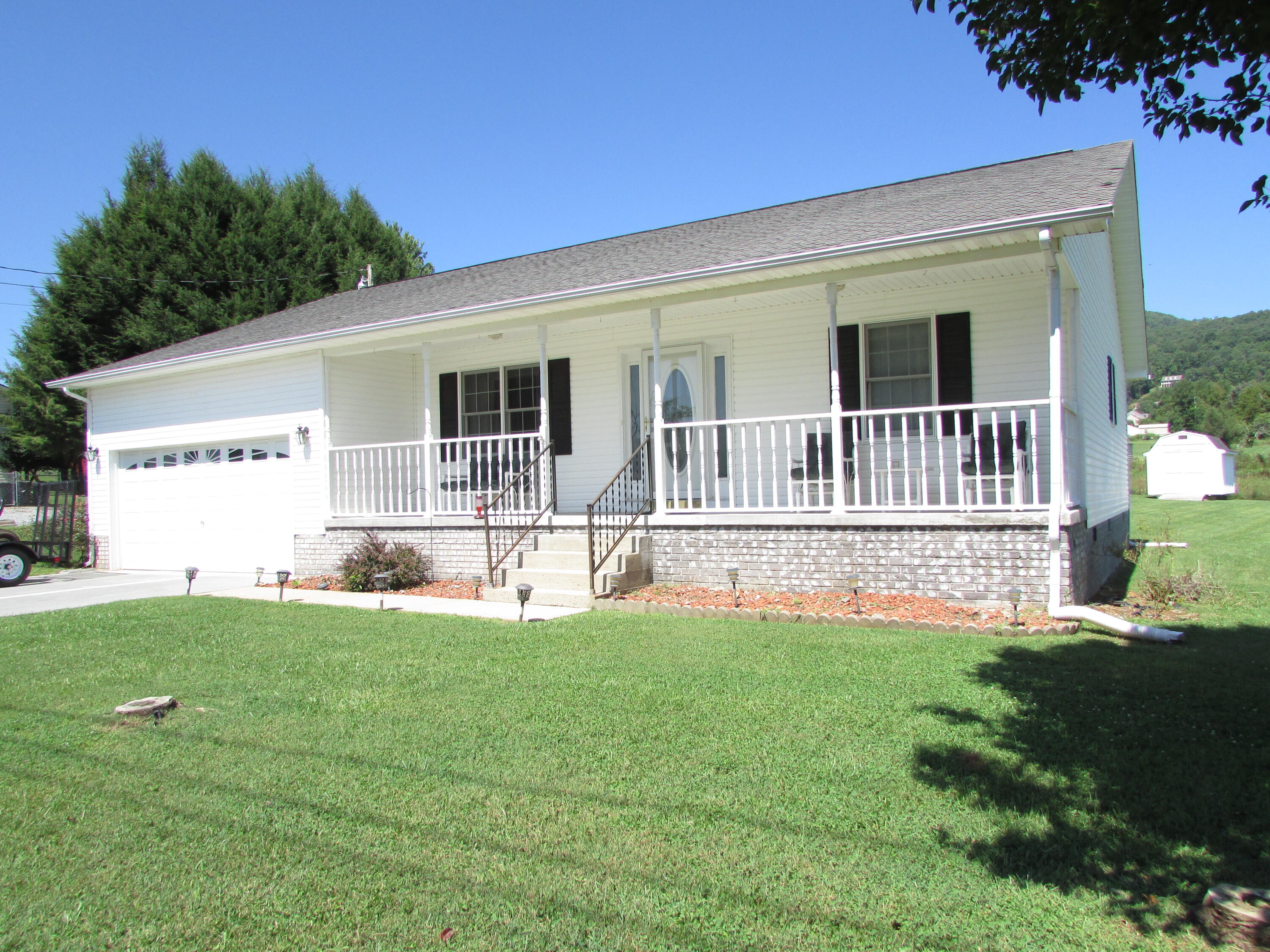 216 George Bowers Road Elizabethton, TN 37643 - Photo 1 of 28 216 George Bowersw Road Elizabethton TN