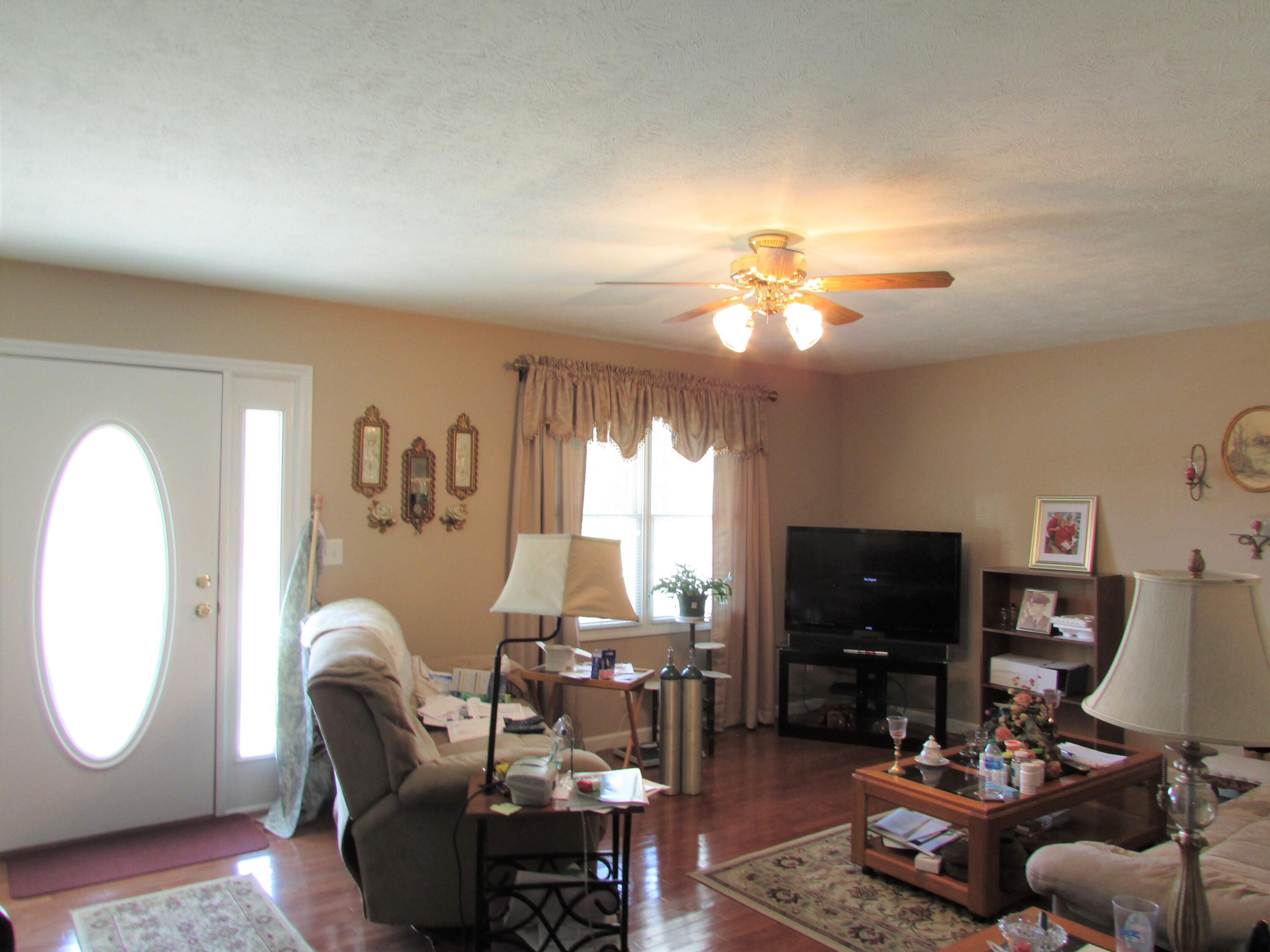 216 George Bowers Road Elizabethton, TN 37643 - Photo 12 of 28 216 George Bowersw Road Elizabethton TN