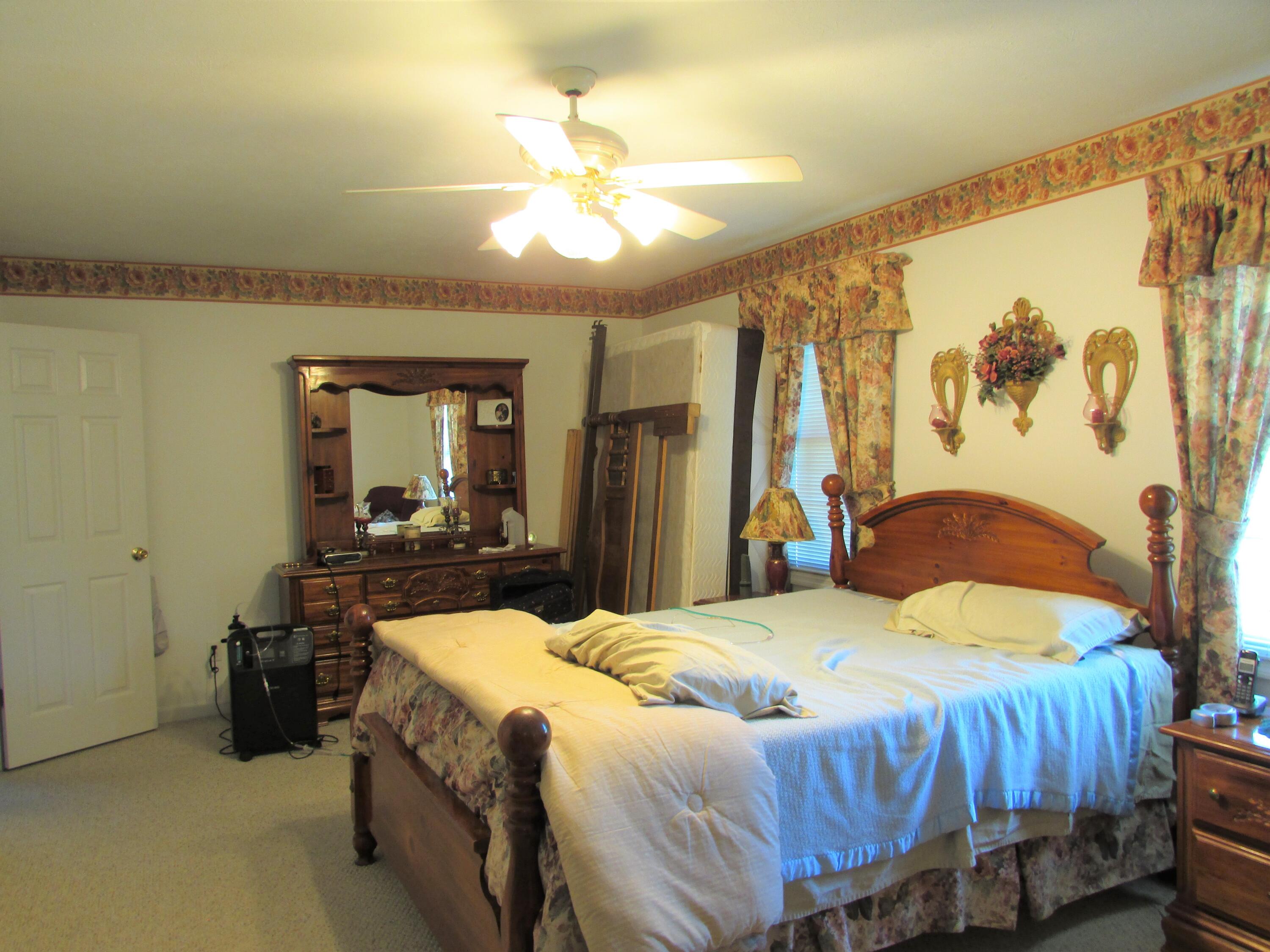 216 George Bowers Road Elizabethton, TN 37643 - Photo 14 of 28 216 George Bowersw Road Elizabethton TN