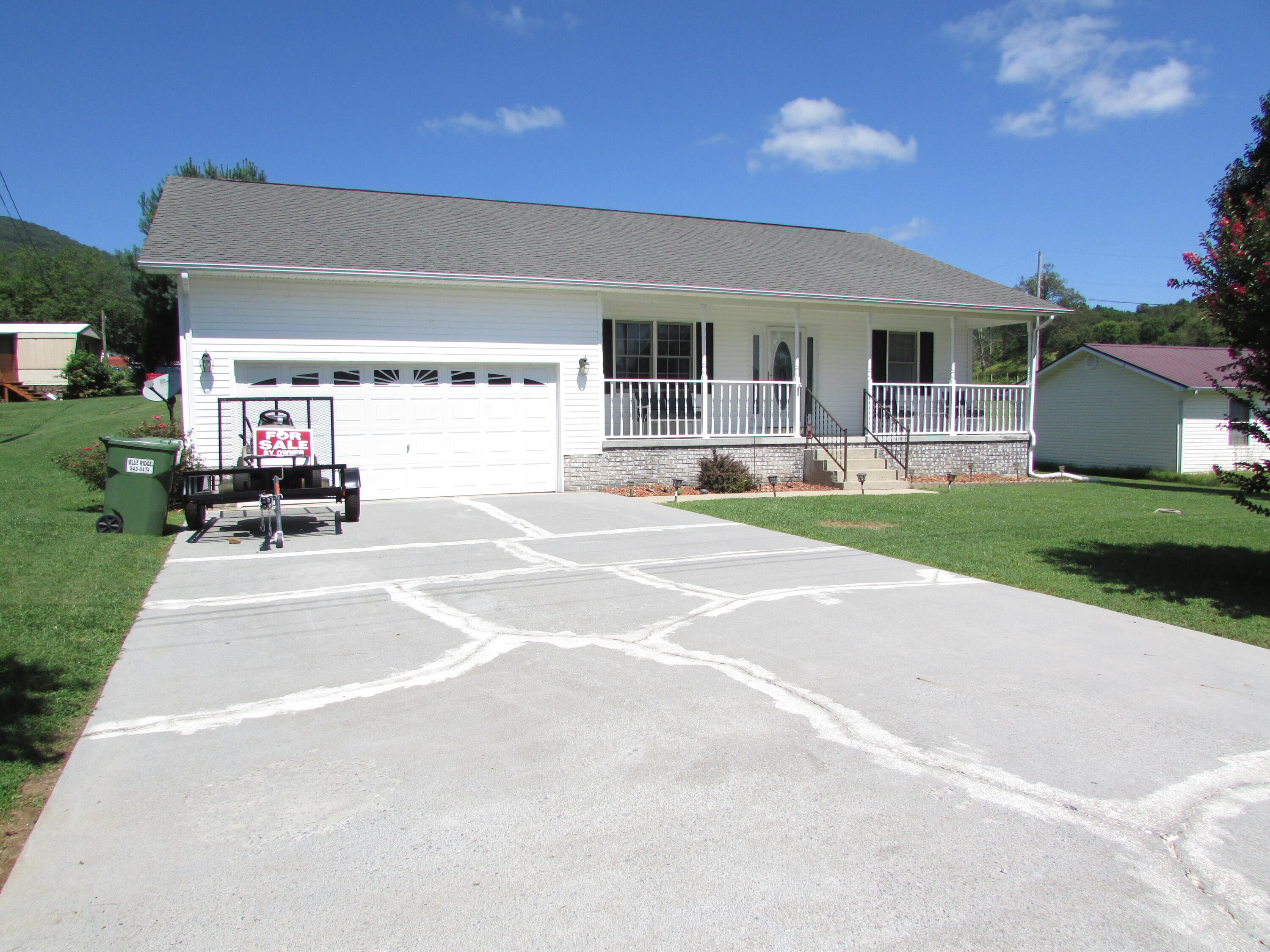 216 George Bowers Road Elizabethton, TN 37643 - Photo 5 of 28 216 George Bowersw Road Elizabethton TN