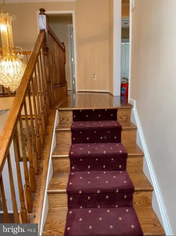 $4,500 | 9908 East Hill Drive, Lorton, VA 22079