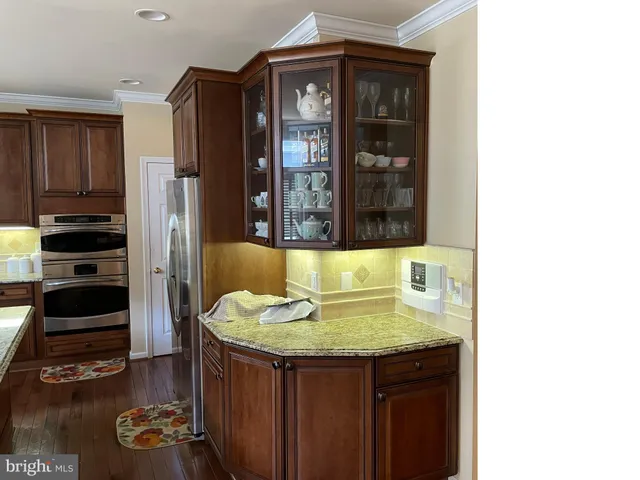 $4,500 | 9908 East Hill Drive, Lorton, VA 22079