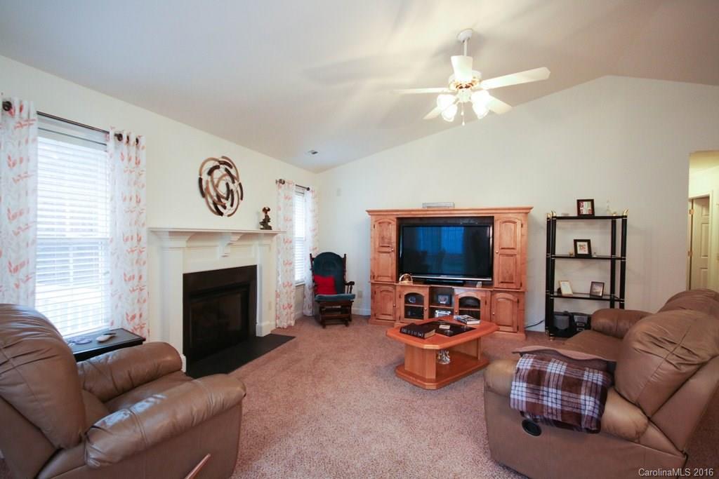 7156 Pine Ridge Drive, Unit 1 Denver, NC 28037 - Photo 2 of 23 Gallery Image 2