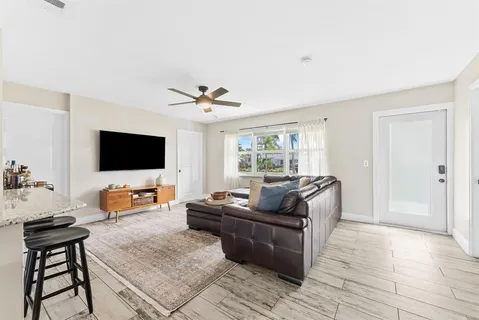$485,000 | 5 Southeast 11th Street, Deerfield Beach, FL 33441