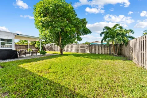 $485,000 | 5 Southeast 11th Street, Deerfield Beach, FL 33441