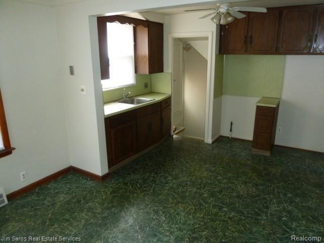 3949 Cadieux Road Detroit, MI 48224 - Photo 7 of 18 P1060388.JPG