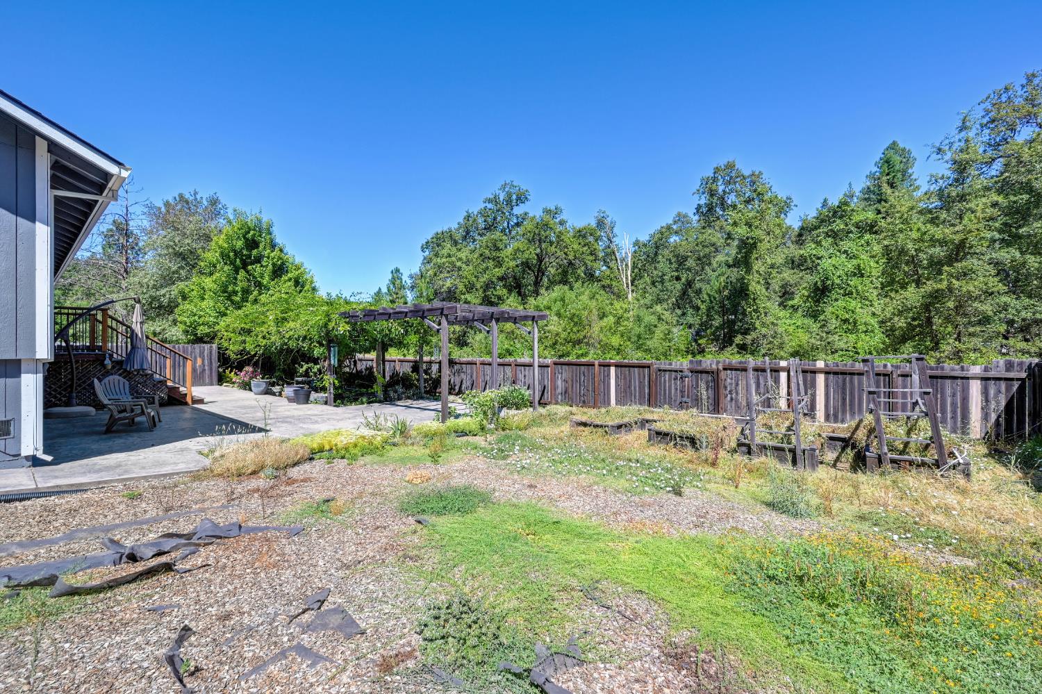 11250 Ball Road Grass Valley, CA 95949 - Photo 38 of 44