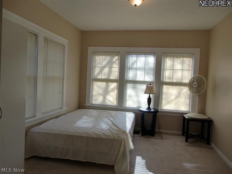 1054 Yellowstone Road Cleveland, OH 44121 - Photo 8 of 19