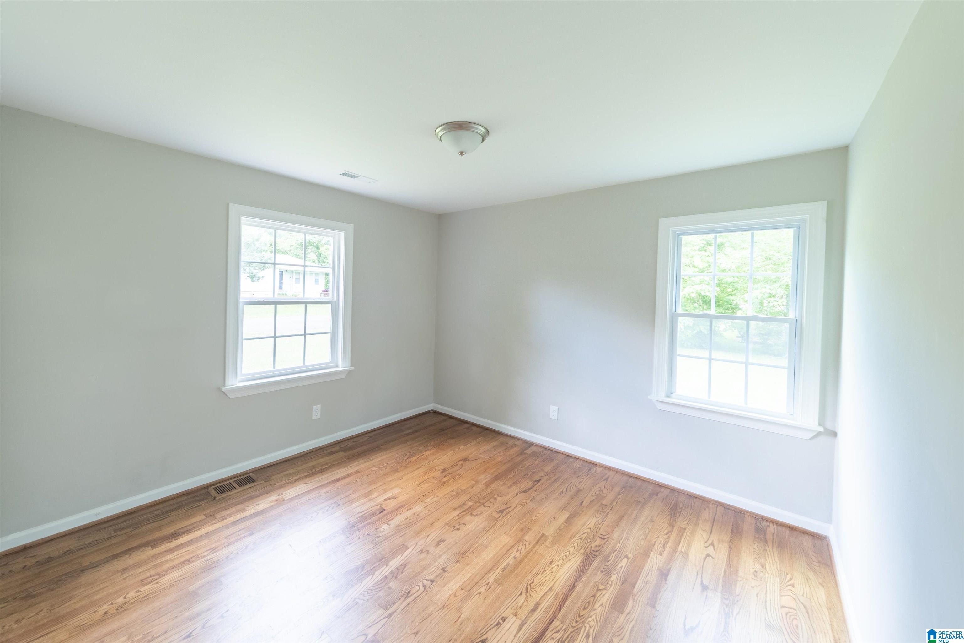 136 Crystal Avenue Bessemer, AL 35023 - Photo 19 of 37