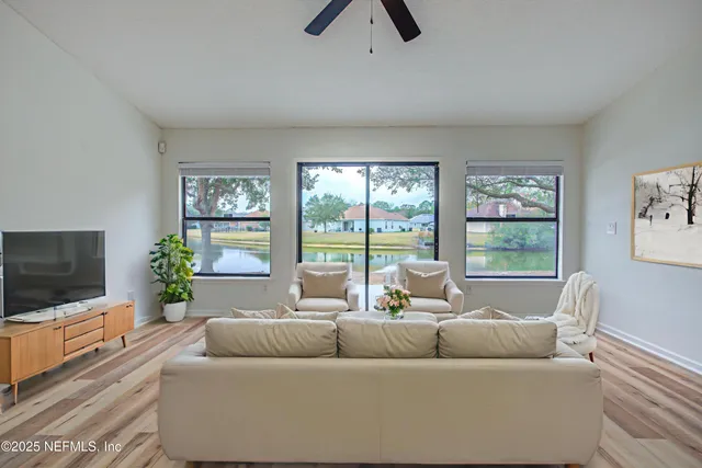 $350,000 | 10128 Lancashire Drive, Jacksonville, FL 32219