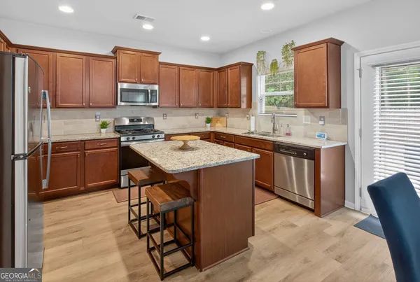 $2,800 | 3333 Cascade Parc Boulevard Southwest, Atlanta, GA 30311