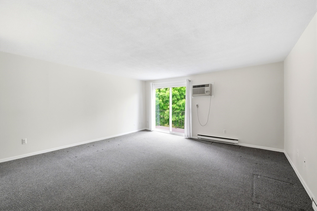 80 Damon Road, Unit 2303 Northampton, MA 01060 - Photo 8 of 23