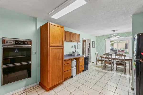 $225,000 | 2013 Southwood Drive, Champaign, IL 61821