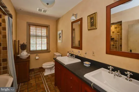 $2,395,000 | 5960 Honey Hollow Road, Doylestown, PA 18902